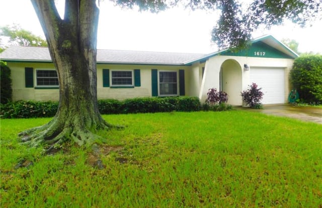 1617 GREENWOOD DRIVE - 1617 Greenwood Drive, Dunedin, FL 34698