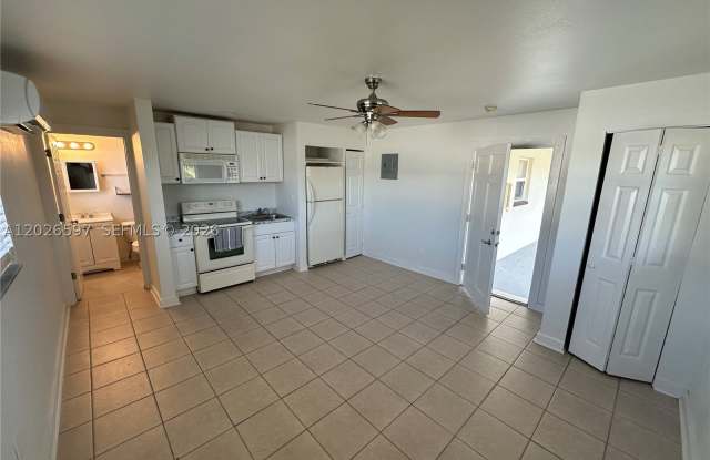 318 Tarpon Dr Gallery 2