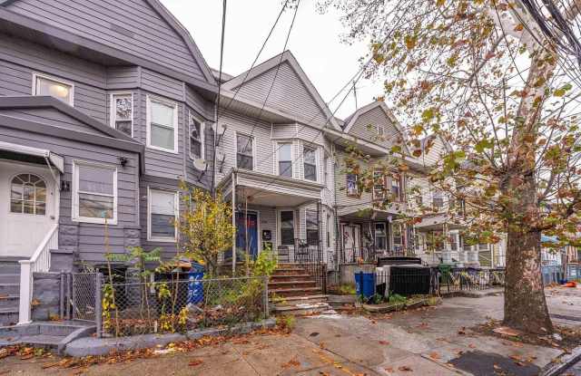 294 EGE AVE Gallery 2