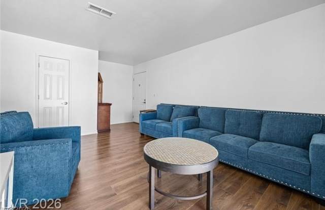 4450 Sandy River Drive Gallery 2