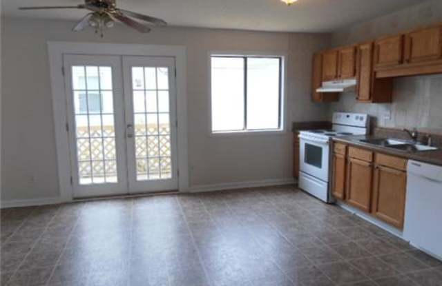 3640 Robin Hood Road Gallery 2
