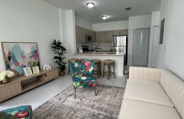 1200 SW 70th Ave. photos photos