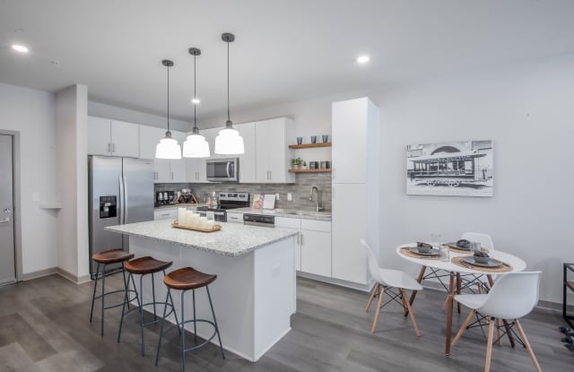 Axel Row Apartments Gallery 1