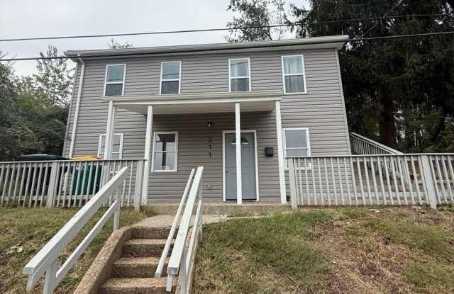 4 Bedroom 1 Bathroom photos photos