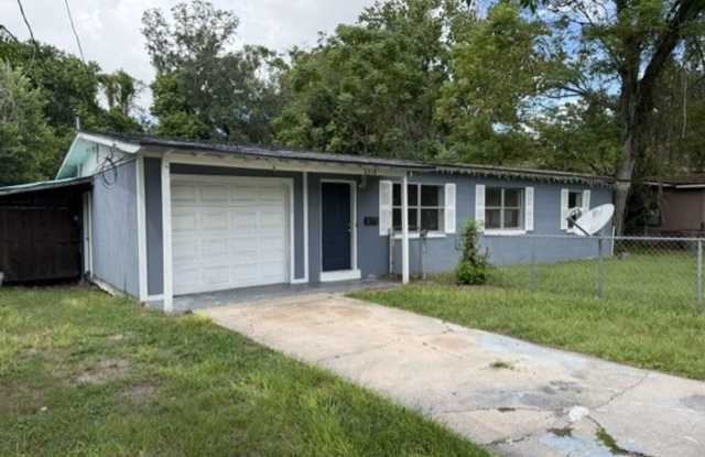 3-bedroom, 2-bathroom single-family home Gallery 1