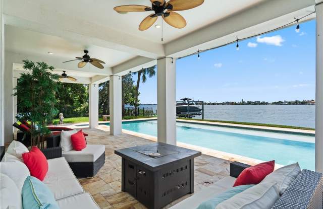 141 PUNTA VISTA DRIVE - 141 Punta Vista Drive, St. Pete Beach, FL 33706