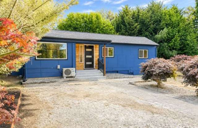 Completely Remodeled conveniently located 3-Bedroom Edmonds Home with private RV/Boat Parking!! Gallery 1