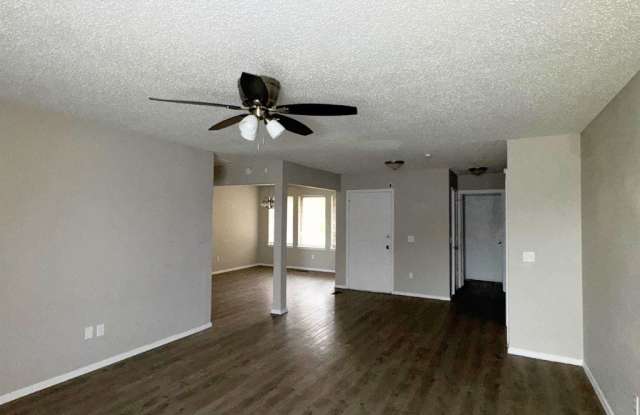 2228 S Whitbourne Pl Gallery 4