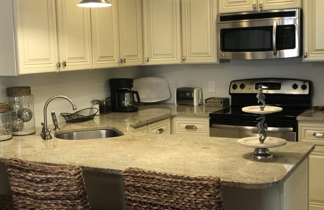 74 Linden Court - 74 Linden Court, Spring Lake Heights, NJ 07762