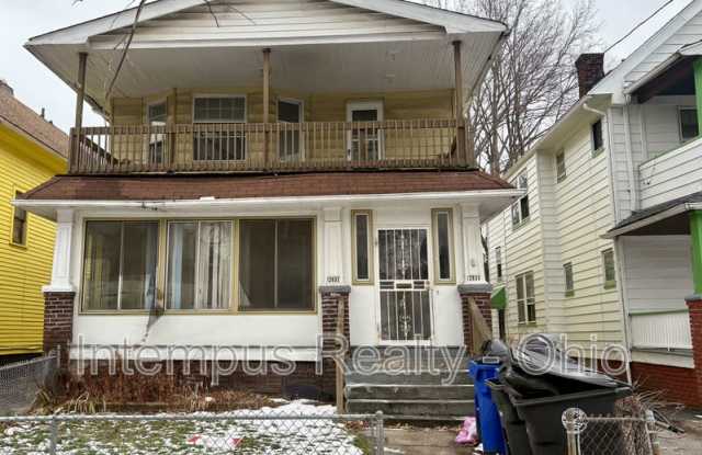 12633 Edmonton Ave photos photos