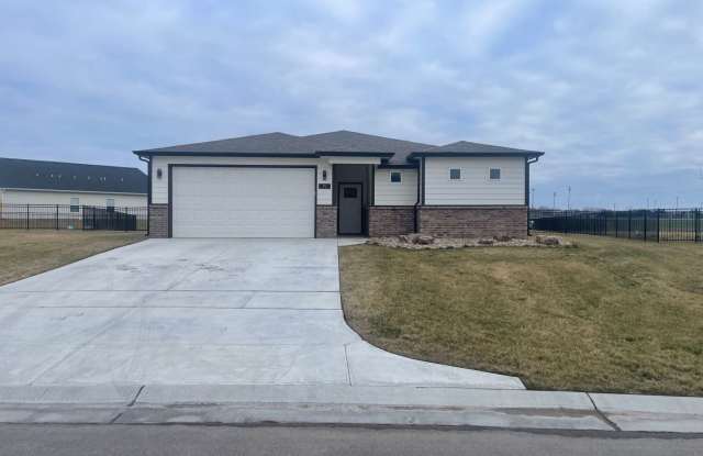 Nearly New 3 Bed 2 Bath Home in Goddard Schools – Trails End photos photos Nearly New 3 Bed 2 Bath Home in Goddard Schools – Trails End photos photos