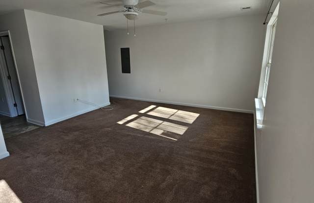 106 Johnstown Lane Gallery 2