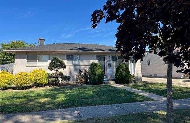 30572 Burlington Street photos photos
