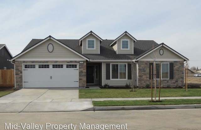 2991 Placer Street - 2991 Placer Street, Tulare, CA 93274