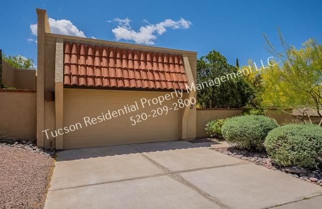 936 Camino Diestro - 936 Camino Diestro, Oro Valley, AZ 85737