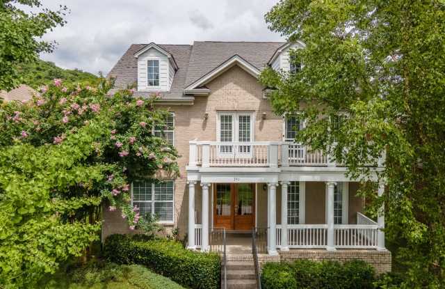 **LUXURIOUS GATED COMMUNITY IN FRANKLIN ZONED FOR RAVENWOOD HIGH SCHOOL** photos photos
