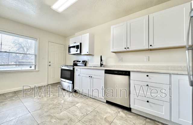 1360 S Main St photos photos