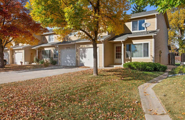 3 Bedroom 3 Bath Townhome Gallery 3