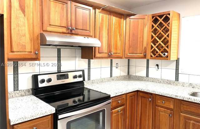 7175 Nova Dr Gallery 2