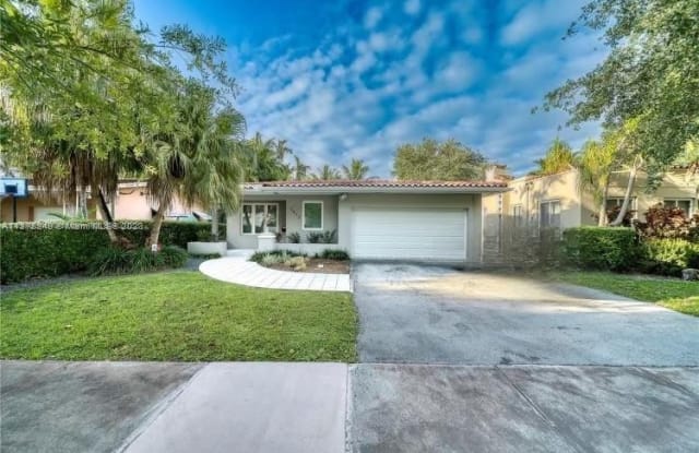 1412 Medina Ave - 1412 Medina Avenue, Coral Gables, FL 33134 1412 Medina Ave - 1412 Medina Avenue, Coral Gables, FL 33134