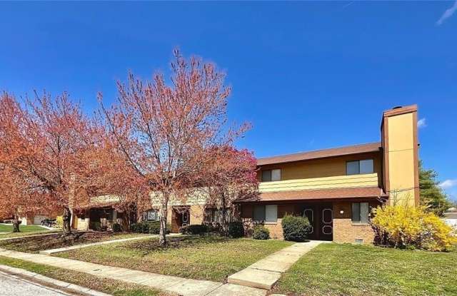 218 W WESLEY Drive - 218 West Wesley Drive, O'Fallon, IL 62269