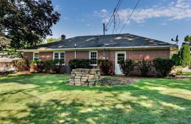 Single family house - 500 Charles Street, Shippensburg, PA 17257