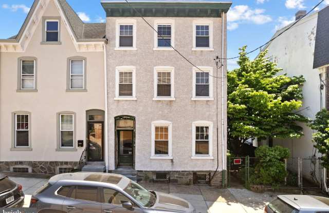 161 HERMITAGE Street photos photos