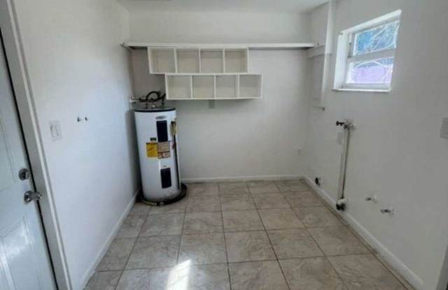 2842 Upcohall Avenue unit: 2840 photos photos