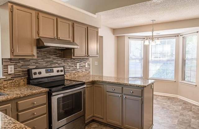 4205 Wesley Court Gallery 3