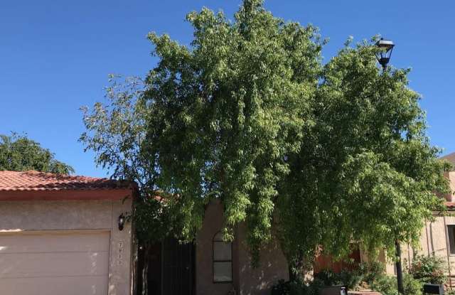 7813 N 21st Ln - 7813 North 21st Lane, Phoenix, AZ 85021