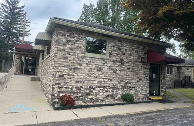 909 W Maumee, Ste E Street Gallery 2