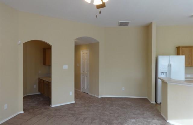 632 Oak Hollow Trail Gallery 3