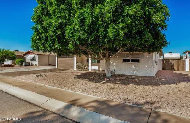 Great location in 55+ community! Gallery 2