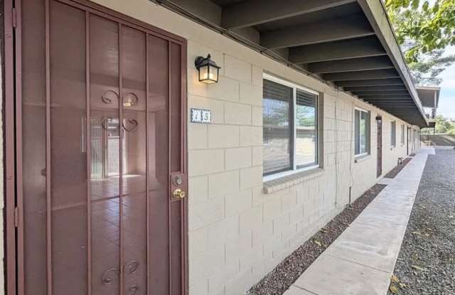 2821 North Columbus Boulevard - 13 photos photos 2821 North Columbus Boulevard - 13 photos photos