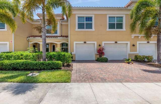4209 EXPEDITION WAY photos photos