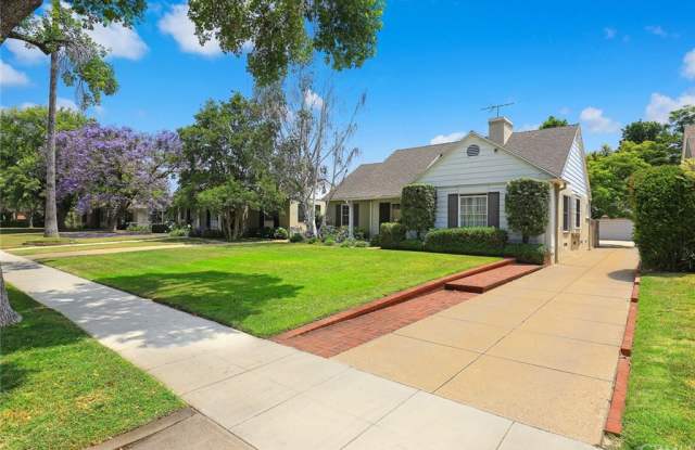 1960 Del Mar Avenue Gallery 2