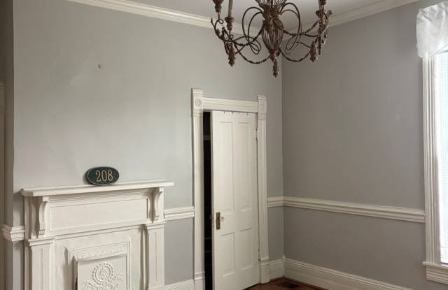 Historic Home in Northshore Chattanooga Gallery 4