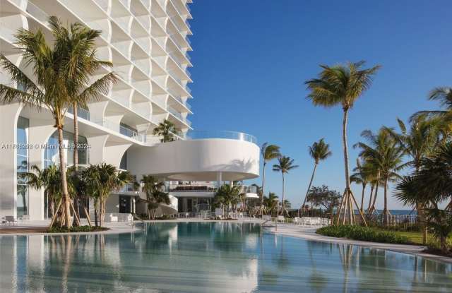 16901 Collins Ave photos photos