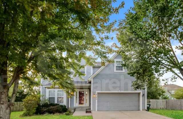 18520 Spruce Court Gallery 2
