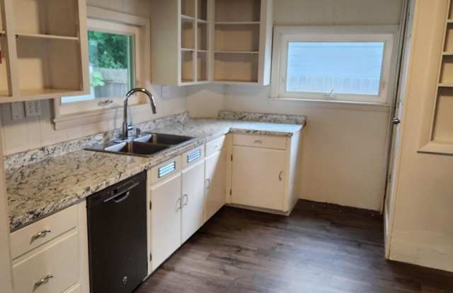 4 Stillwater - 2 Unit photos photos