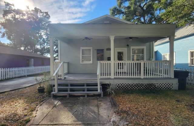 3bd 2ba Beautiful Historic Tampa Heights Bungalow photos photos