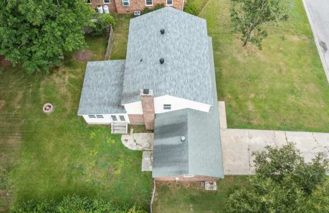 114 Robinhood Drive Gallery 4