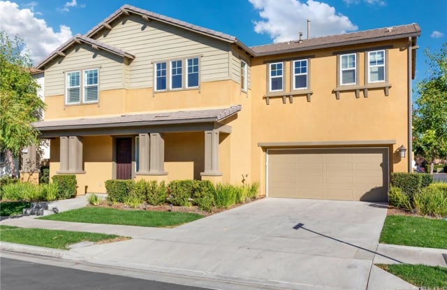 203 E Bridenbecker Avenue - 203 E Bridenbecker Ave, La Habra, CA 90631