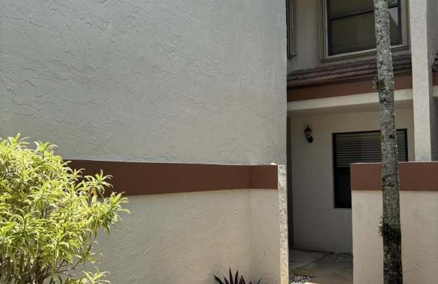 12692 Shoreline Drive Gallery 3