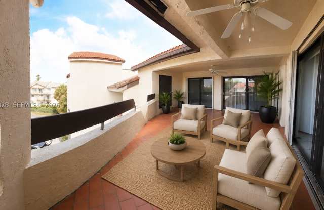 8933 SW 123rd Ct Gallery 1