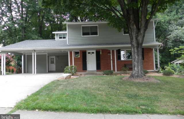4914 WHEATSTONE DRIVE - 4914 Wheatstone Drive, Kings Park West, VA 22032