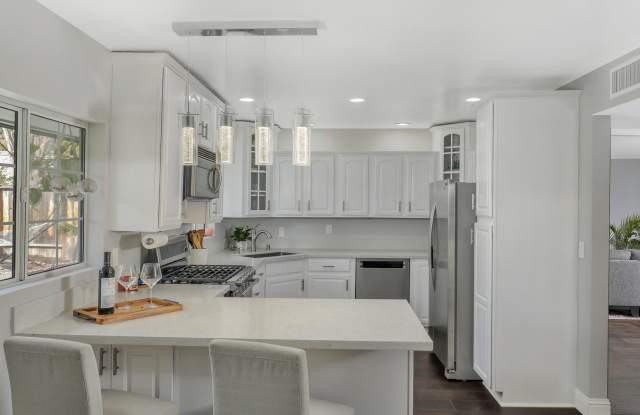 7548 Margerum Avenue Gallery 4