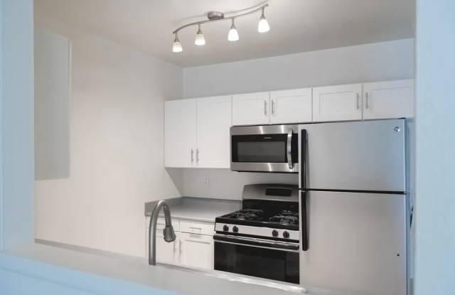 Rivera Apartments Gallery 2