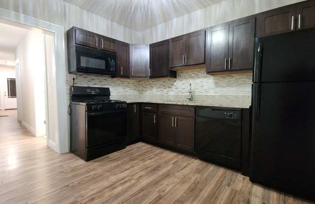 1029 Central Ave - B photos photos