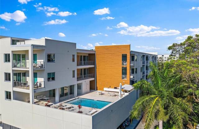 332 COCOANUT STREET photos photos